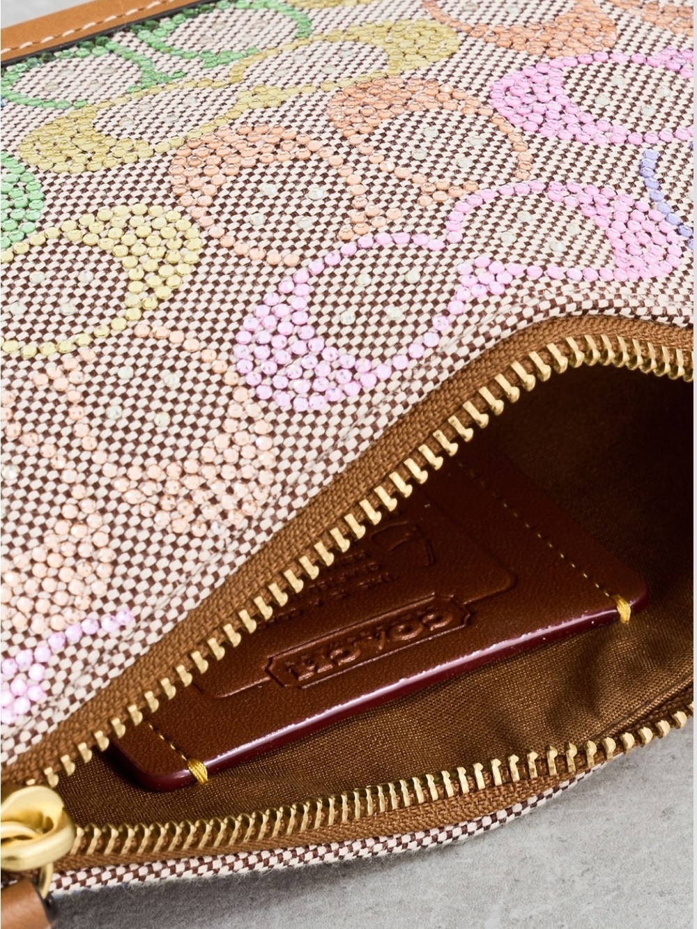 Coach Iridescent Crystal Swinger Bag 20  with chain - Picture 4 of 6